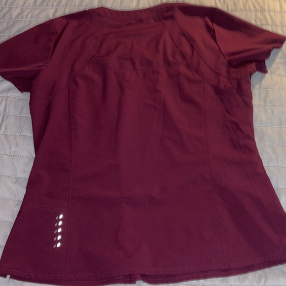 Barco One Maroon Scrub Set XL WOMENS JOGGERS/ top - Picture 5 of 8
